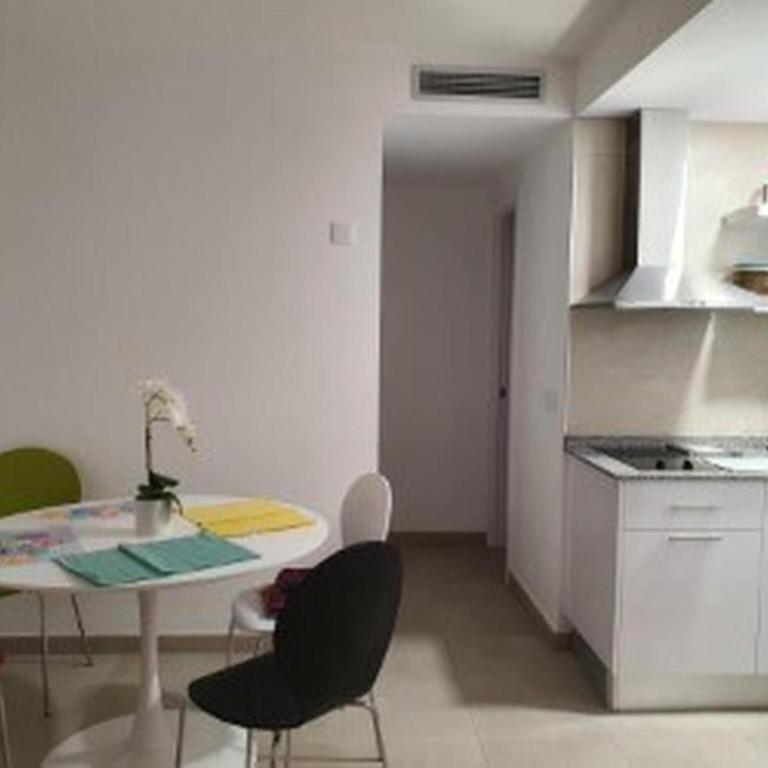 Flat with Pool Views in Corralejo - One-Bedroom Apartment - 4