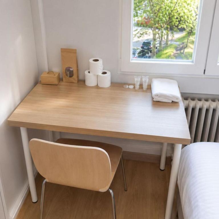 Bright room in Apartment, Chamartin - Casa de vacaciones de 1 dormitorio - 12