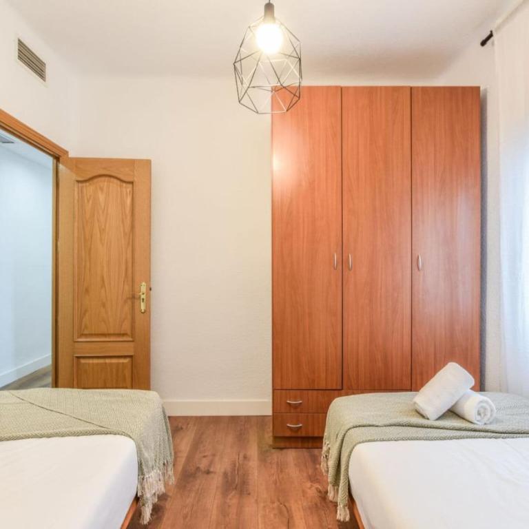 Spacious Apartment near Retiro Park - Apartamento con 4 dormitorios - 24