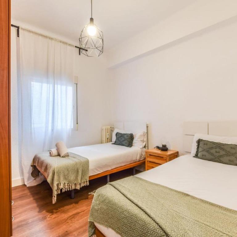 Spacious Apartment near Retiro Park - Apartamento con 4 dormitorios - 17