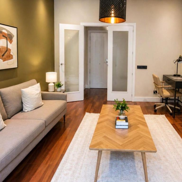 Spacious Madrid Apartment with Garden - Apartamento de 3 dormitorios - 2
