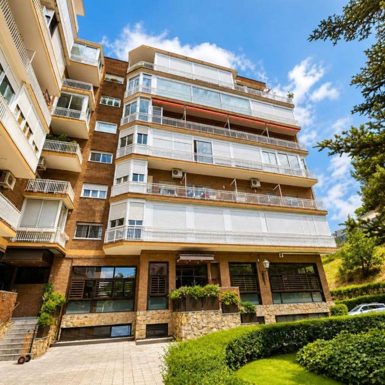 Spacious Madrid Apartment with Garden - Apartamento de 3 dormitorios - 1