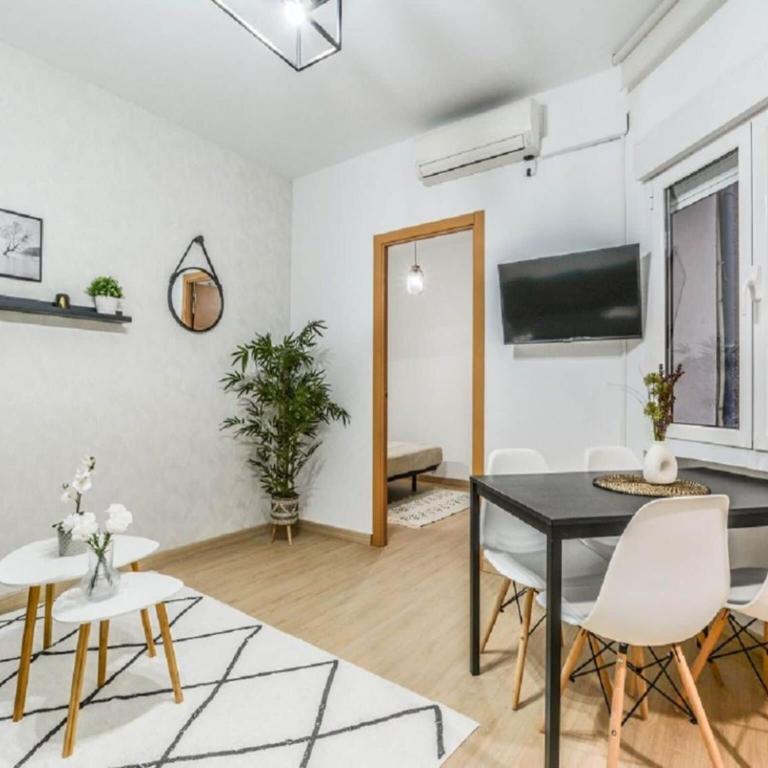 Apartment near Plaza de Espana, Madrid - Apartamento de 1 dormitorio - 2