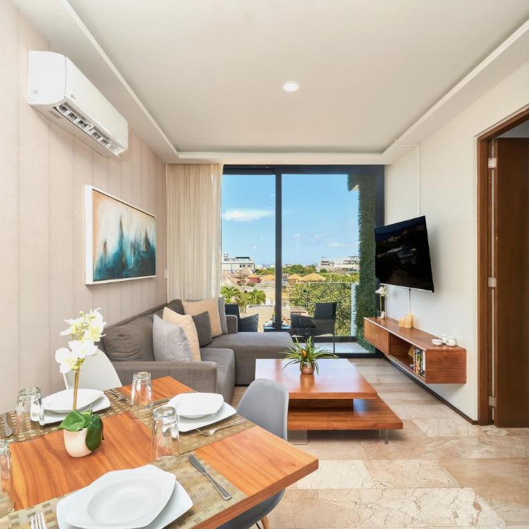 2 Bdrm Ocean View Private Pool Heart Of Town - Apartment mit 2 Schlafzimmern und Balkon - 12
