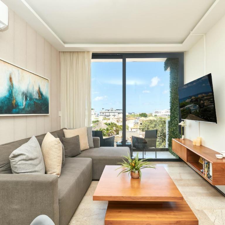 2 Bdrm Ocean View Private Pool Heart Of Town - Apartment mit 2 Schlafzimmern und Balkon - 21