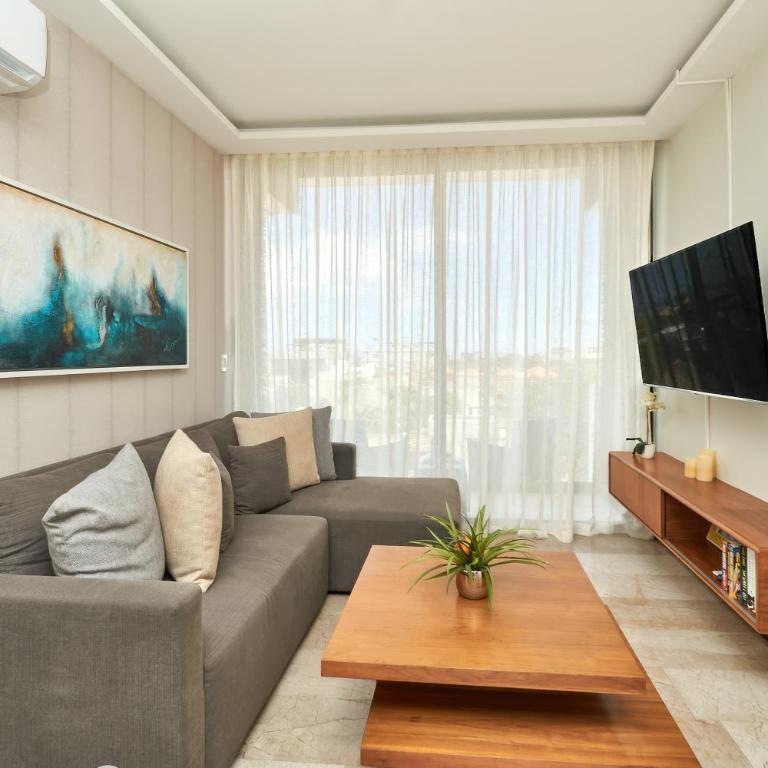 2 Bdrm Ocean View Private Pool Heart Of Town - Apartment mit 2 Schlafzimmern und Balkon - 29