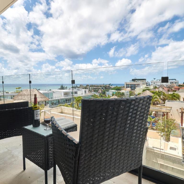 2 Bdrm Ocean View Private Pool Heart Of Town - Apartment mit 2 Schlafzimmern und Balkon - 37