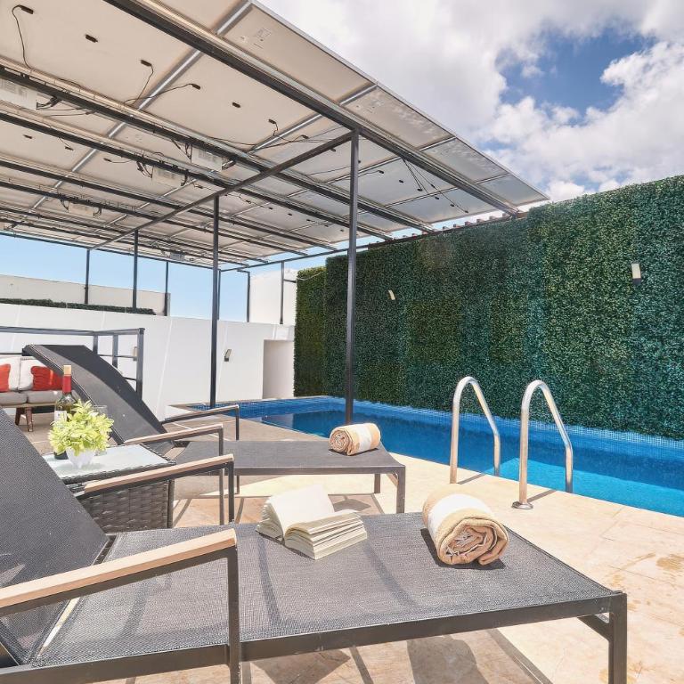 2 Bdrm Ocean View Private Pool Heart Of Town - Apartment mit 2 Schlafzimmern und Balkon - 46