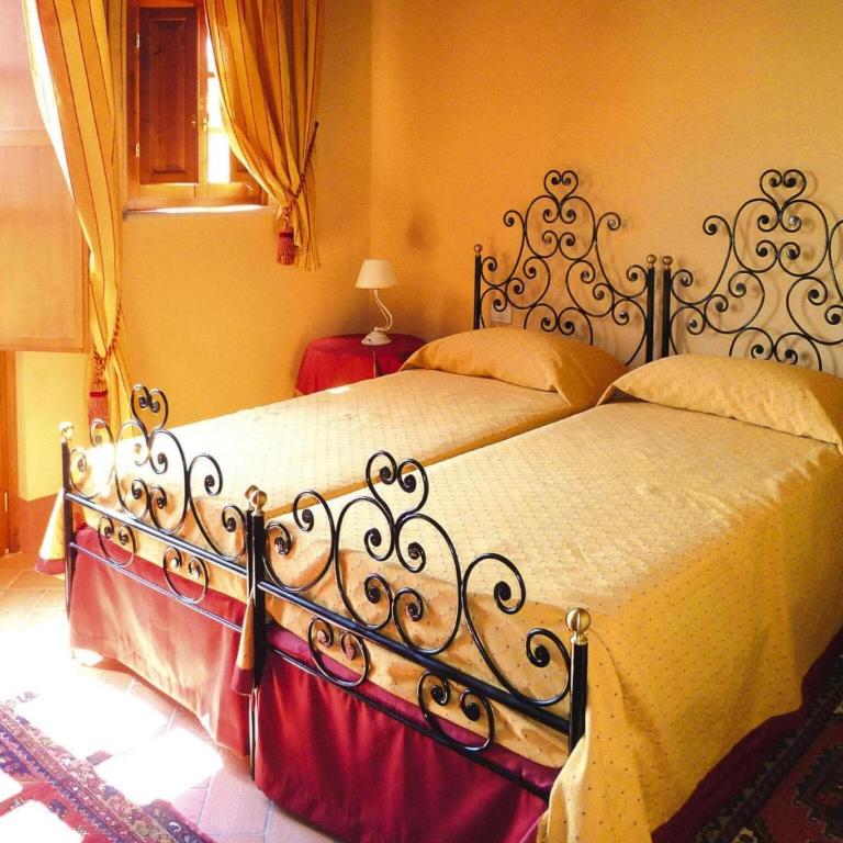 Estate in Monte Serra with Pool & Olive Views - One-Bedroom Apartment - 8