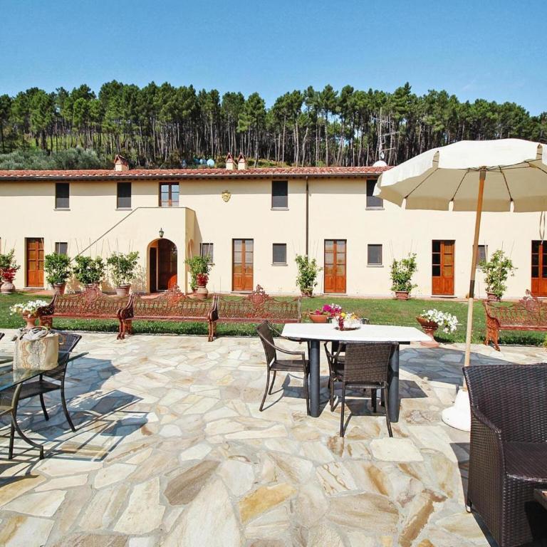 Estate in Monte Serra with Pool & Olive Views - One-Bedroom Apartment - 14