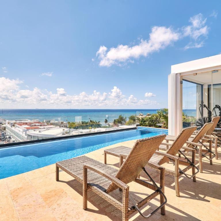 2 Bdrm Ocean View Private Pool Heart Of Town - Apartment mit 2 Schlafzimmern und Balkon - 54