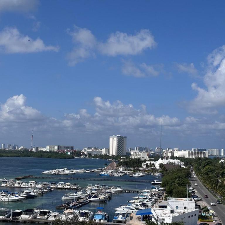 TAKH, Elegant Condo 2BR Rooftop Pool Ocean View & Balcony lagoon view - Apartamento Familiar de 2 dormitorios con vistas - 13