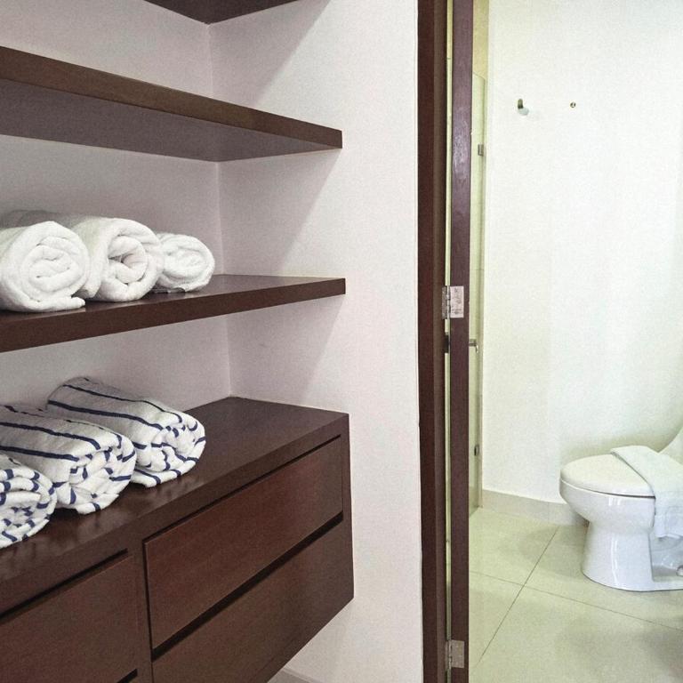 TAKH, Elegant Condo 2BR Rooftop Pool Ocean View & Balcony lagoon view - Apartamento Familiar de 2 dormitorios con vistas - 31