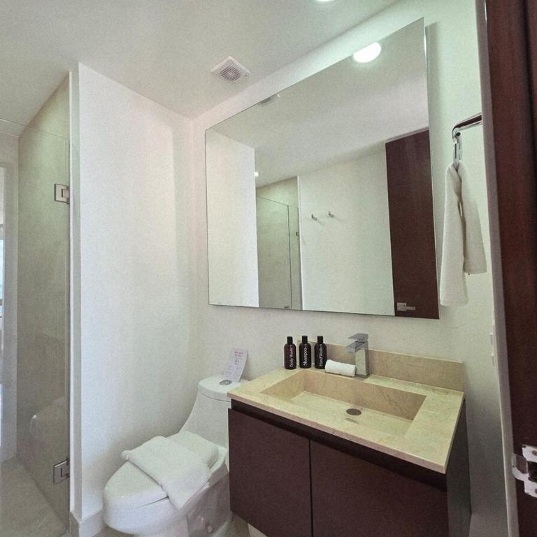 TAKH, Elegant Condo 2BR Rooftop Pool Ocean View & Balcony lagoon view - Apartamento Familiar de 2 dormitorios con vistas - 45