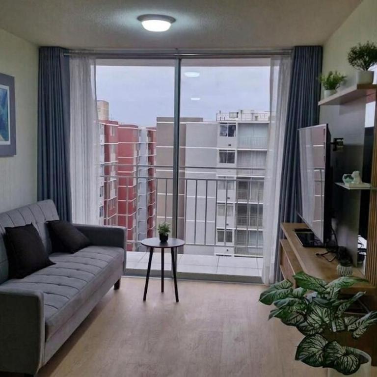 Minimal Living Apartment - Cerca del aeropuerto - Apartamento de 3 dormitorios con balcón - 1
