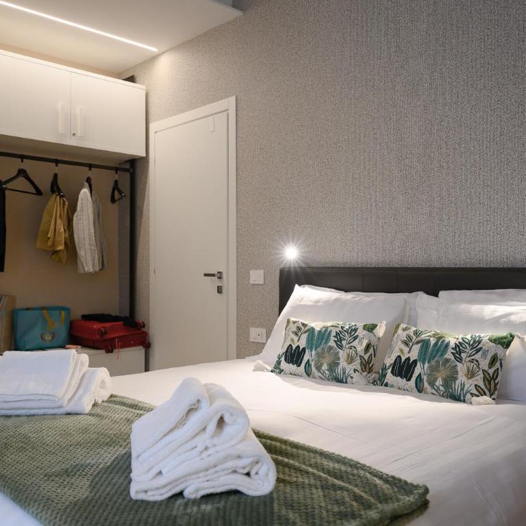 Bed & Breakfast Armonie Romane - Double or Twin Room - 16