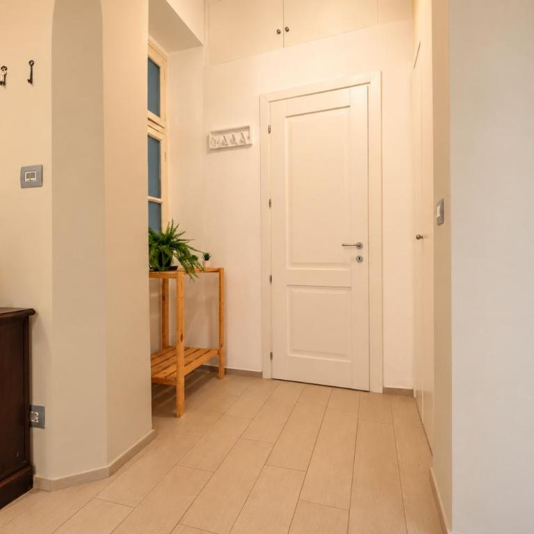 Maison Pellico - Parco del Valentino 5' - Appartamento con 2 Camere da Letto e Balcone - 9