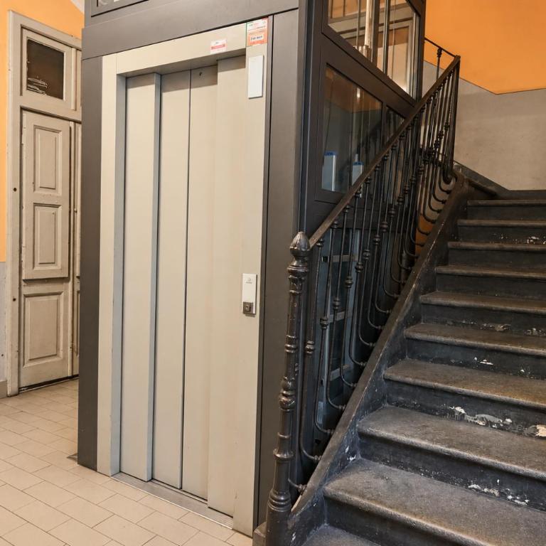 Maison Pellico - Parco del Valentino 5' - Appartamento con 2 Camere da Letto e Balcone - 21