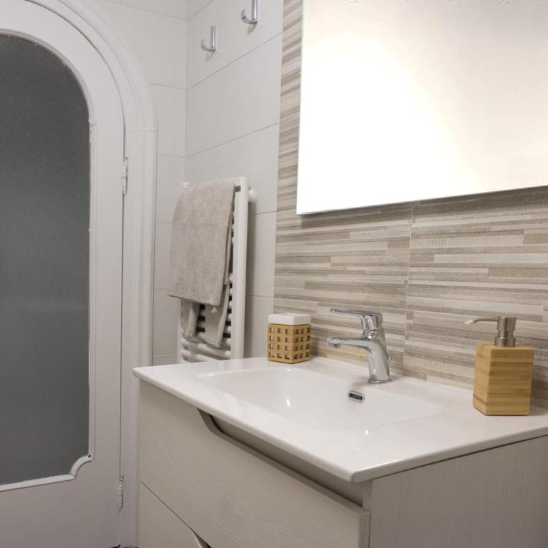 Il VicoLetto at Historical Center - One-Bedroom Apartment - 14