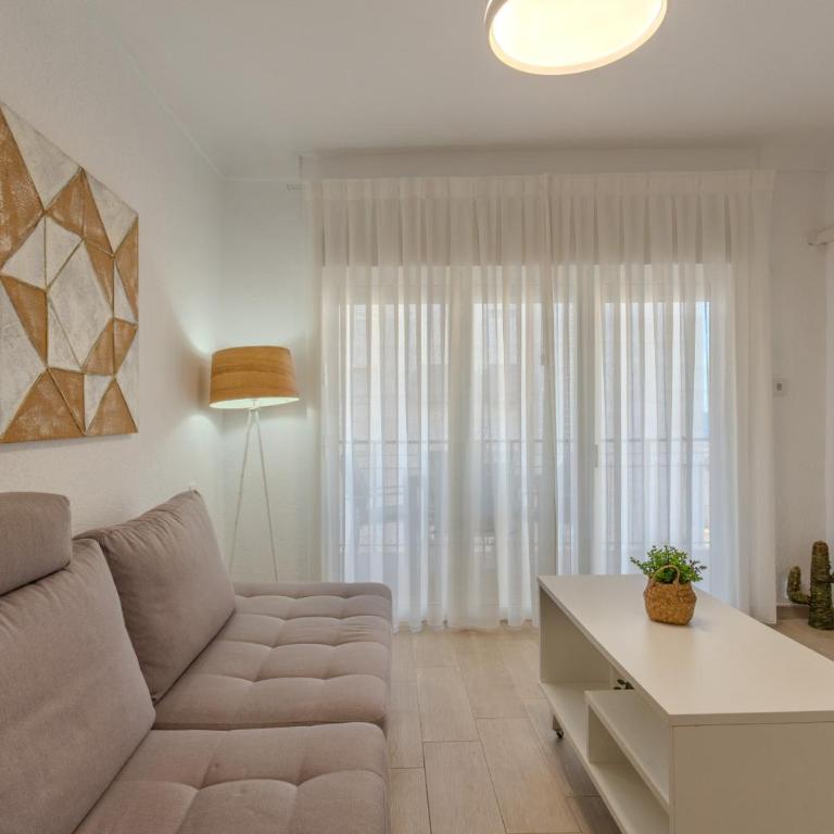 Acogedor apartamento a pocos metros de la playa - Apartamento de 2 dormitorios - 10