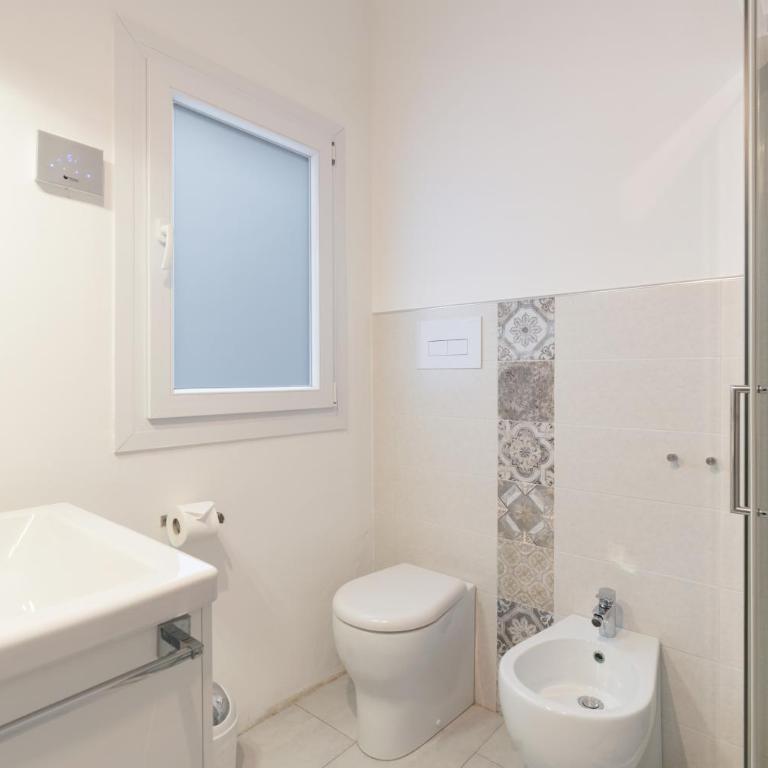 Kairos Rooms & Suite - Habitación Doble con ducha - 1 o 2 camas - 9
