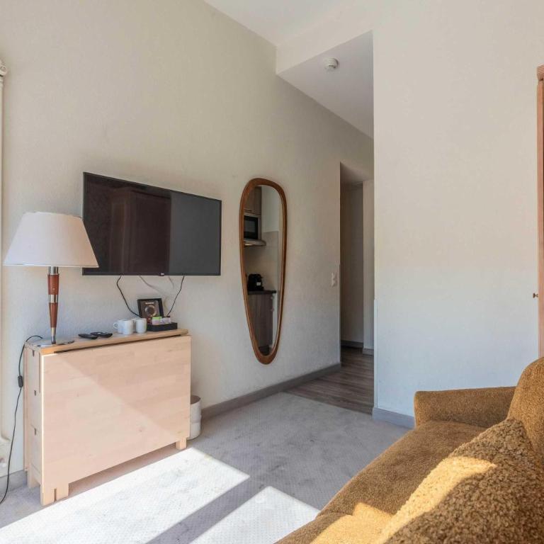 Cosy apartment- 1BR-4P- Geneva - One-Bedroom Apartment - 16