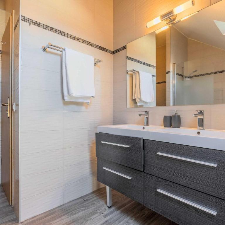 Cosy apartment- 1BR-4P- Geneva - One-Bedroom Apartment - 20