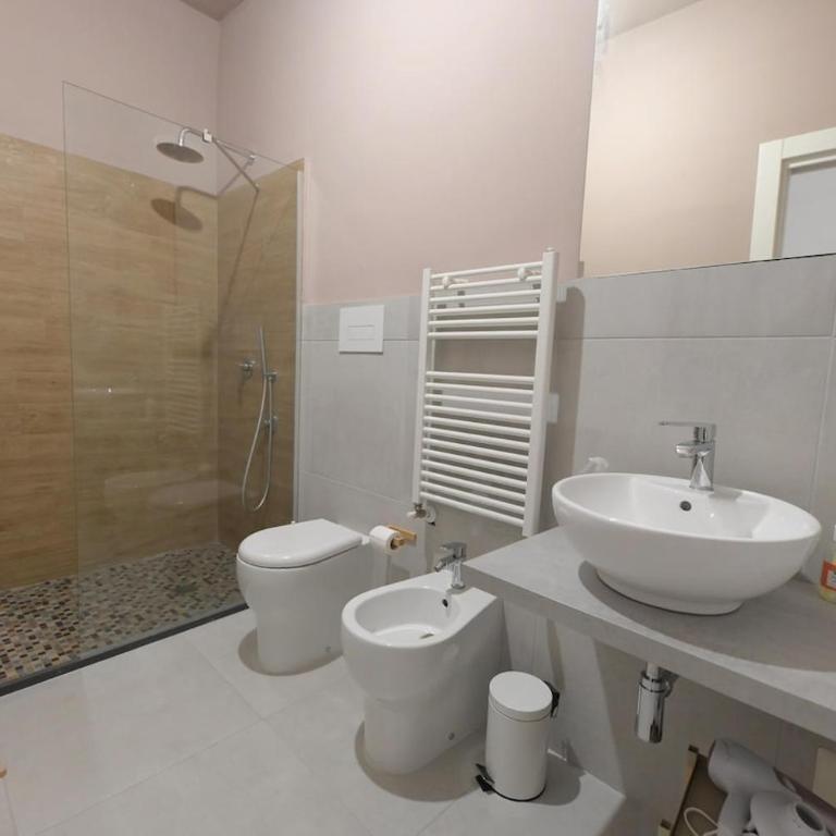 Da Marianna - Triple Room with Private Bathroom - 8