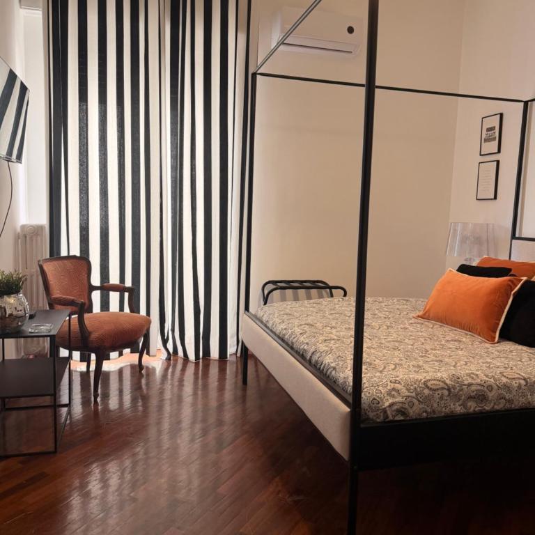 LibertàTrentotto - Zimmer mit Kingsize-Bett und Balkon - 1