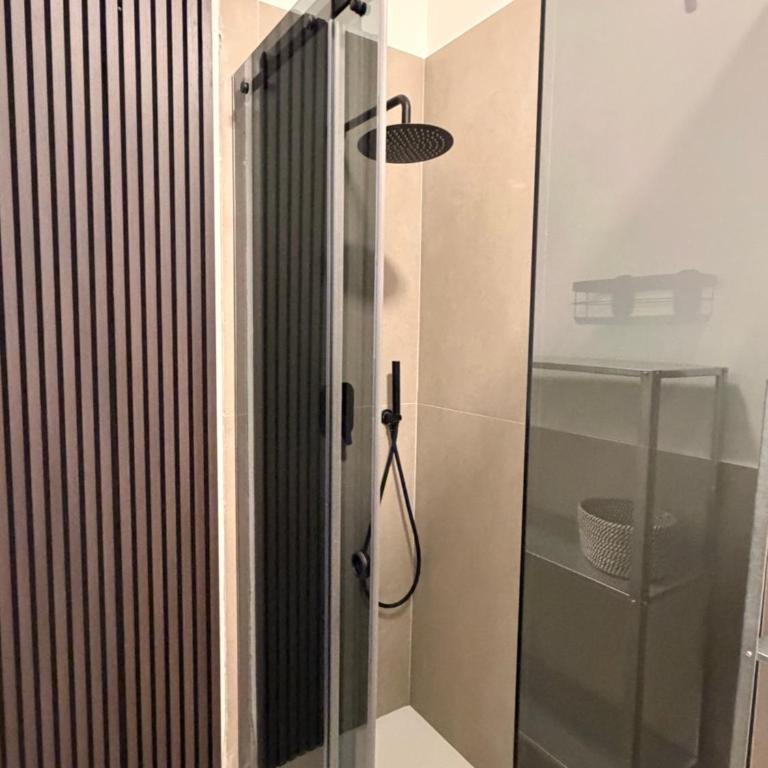 LibertàTrentotto - Zimmer mit Kingsize-Bett und Balkon - 6