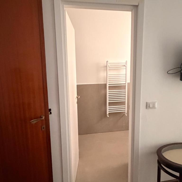 LibertàTrentotto - Zimmer mit Kingsize-Bett und Balkon - 9