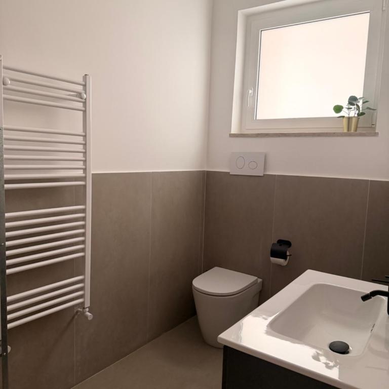 LibertàTrentotto - Zimmer mit Kingsize-Bett und Balkon - 10