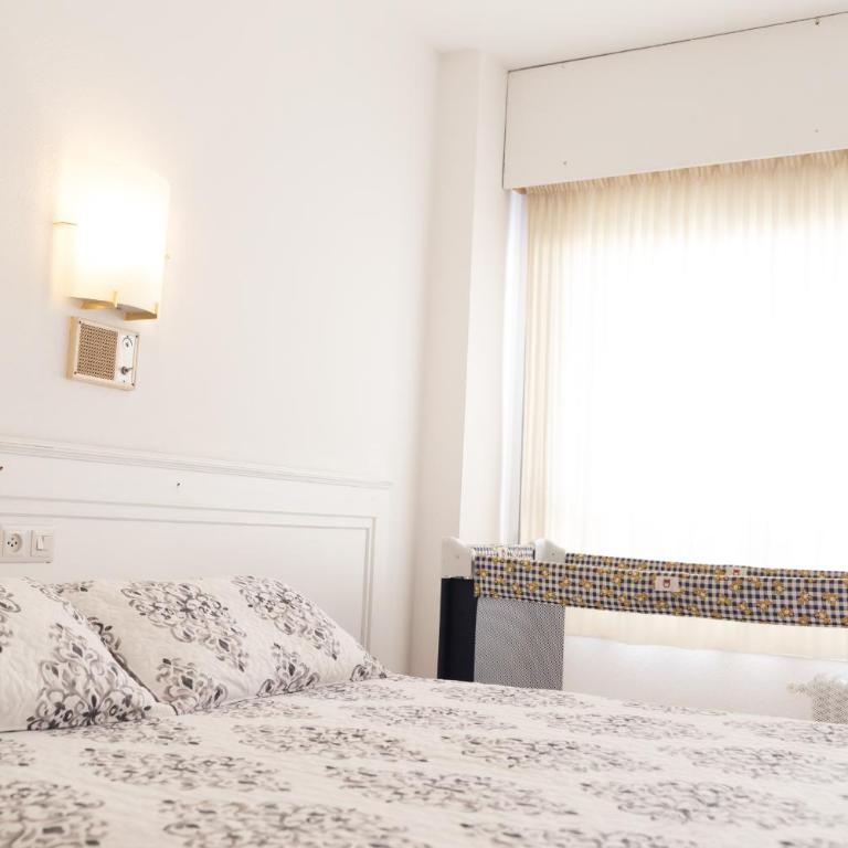 Rey Fernando - Habitación Doble con baño privado - 1 o 2 camas - 10