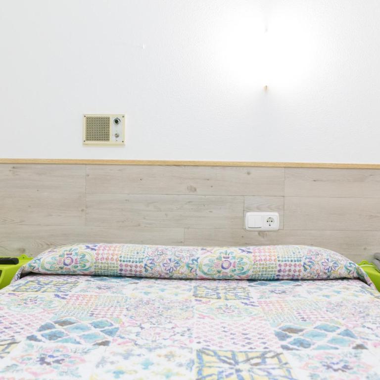 Rey Fernando - Habitación Doble con baño privado - 1 o 2 camas - 18
