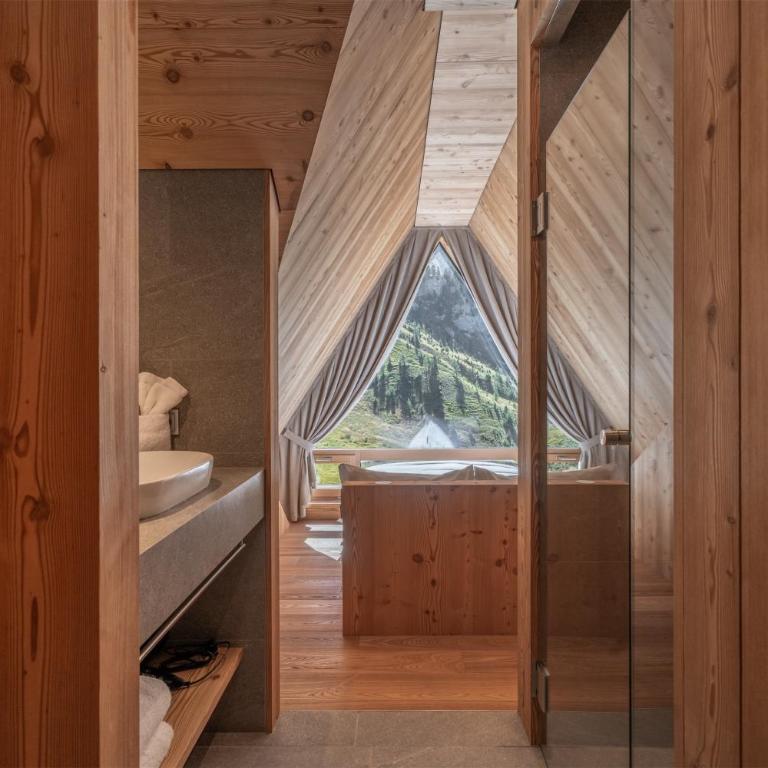 Hospiz Passo Gardena - Habitación Doble con vistas a la montaña - 7