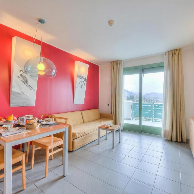 Villaggio Olimpico - One Bedroom Apartment with Balcony 2 - 7
