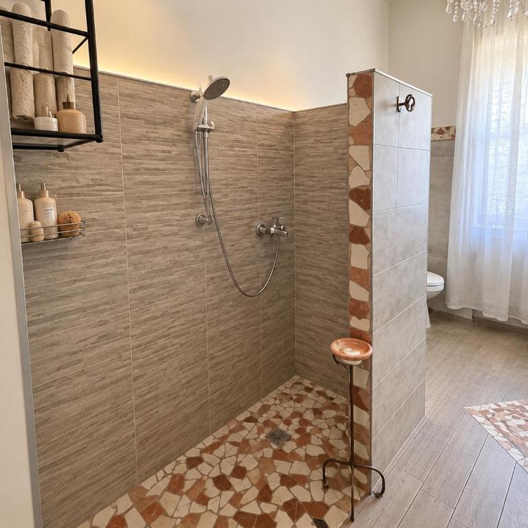 Venetian Style Apartments in Villa - Superior One-Bedroom Apartment - 8
