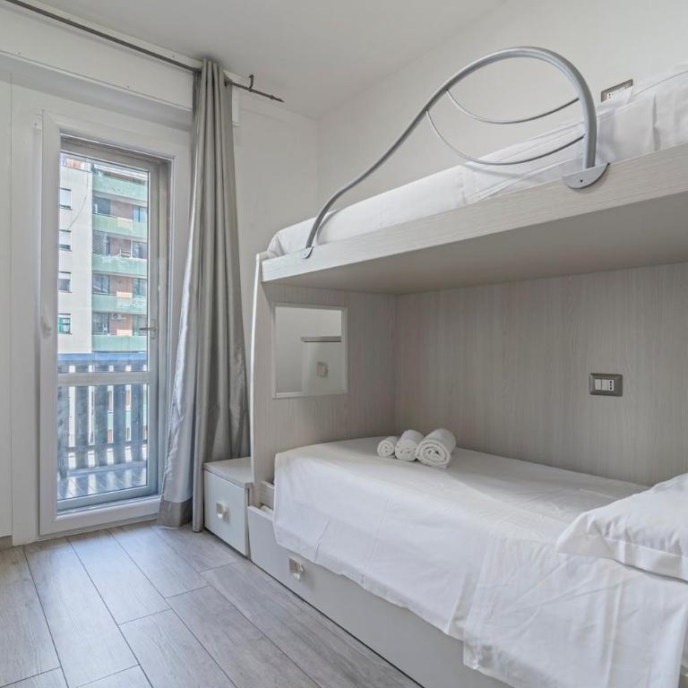 IL BACIO Guest House - Family Room with Terrace - 6
