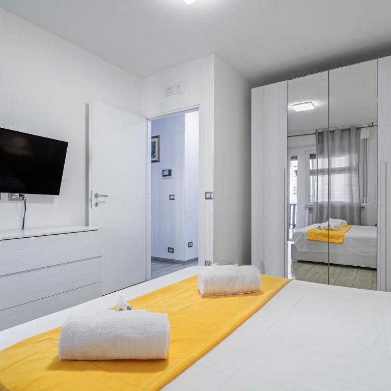 IL BACIO Guest House - Family Room with Terrace - 9