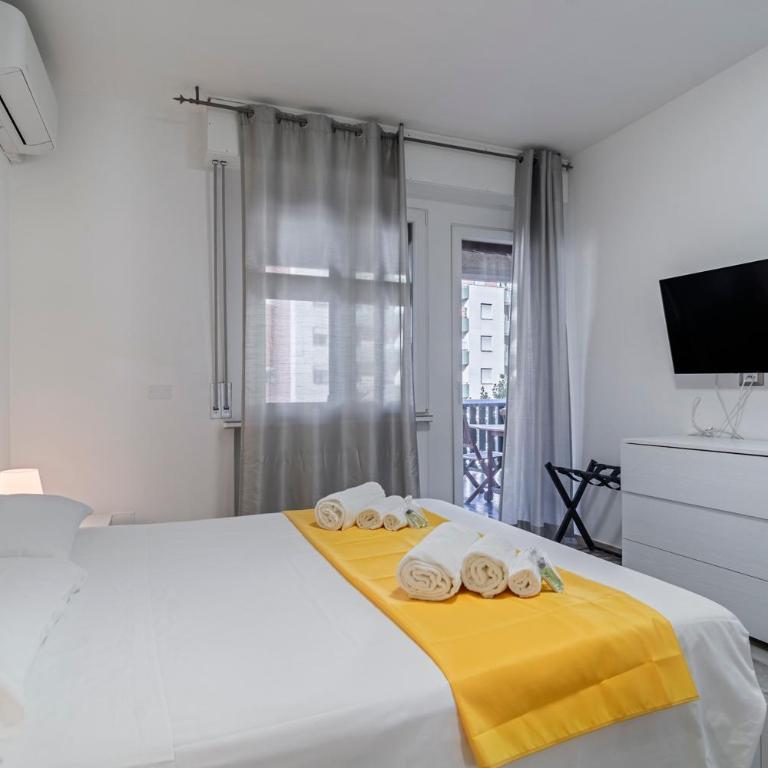 IL BACIO Guest House - Family Room with Terrace - 12