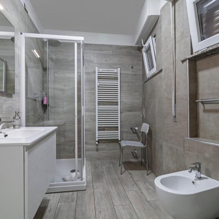 IL BACIO Guest House - Deluxe Quadruple Room - 3