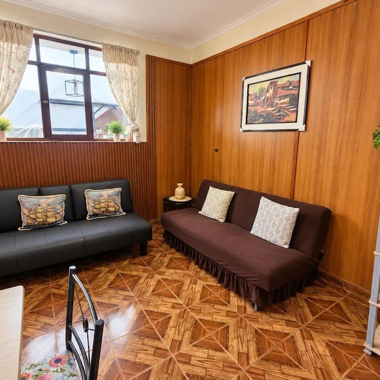 Cozy Studio - 9 Min to Historic Center - One-Bedroom Apartment - 15