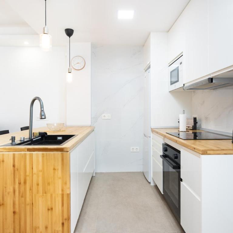 Home2Book Sea View Apartment with Terrace & Pool - Apartamento de 1 dormitorio - 17