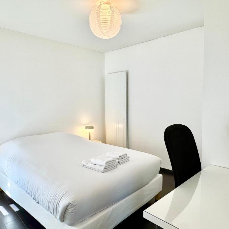 Nimba - Charmant T3 au cœur de Reims pour 4 - Two-Bedroom Apartment with Terrace - 8