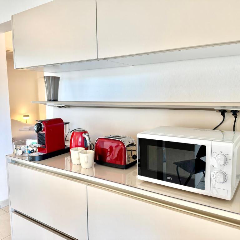 Nimba - Charmant T3 au cœur de Reims pour 4 - Two-Bedroom Apartment with Terrace - 15