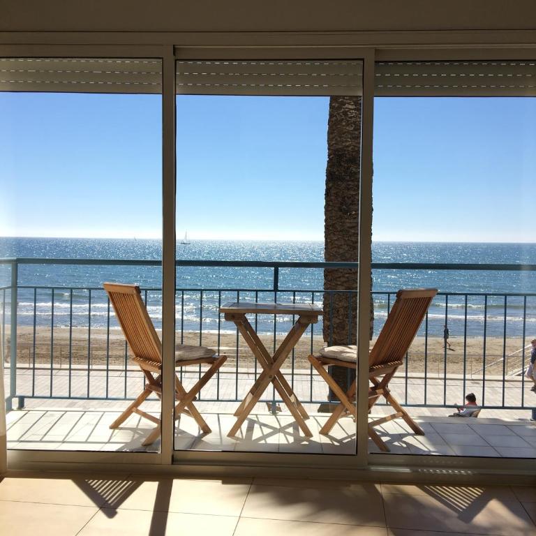 InSitges Sant Sebastia's Beach - Apartamento con vistas al mar - 4