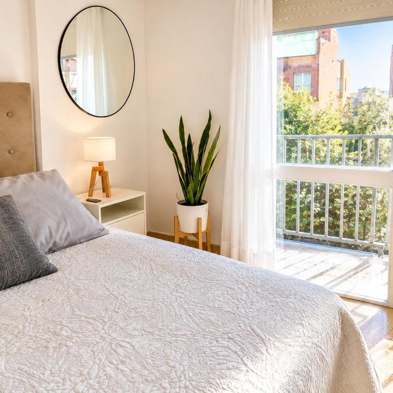 Funcional depto 2 al frente en Maral 14 Soleado centrico y con wifi rápido - One-Bedroom Apartment - 12
