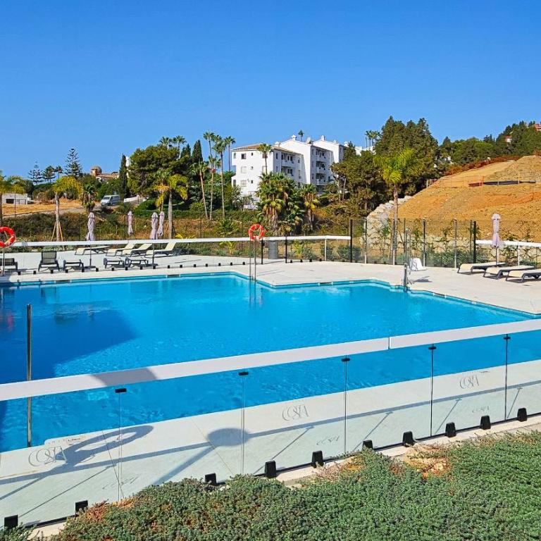 Stylish apartment with access to pool, gym & padel - Appartamento con Balcone - 1