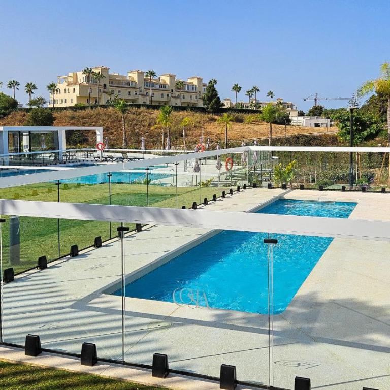 Stylish apartment with access to pool, gym & padel - Appartamento con Balcone - 2
