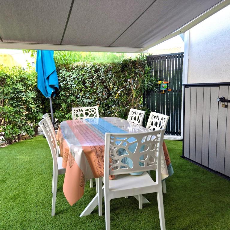UN TOUT INCLUS DE CHARME EN FRONT DE MER - Appartement - 17